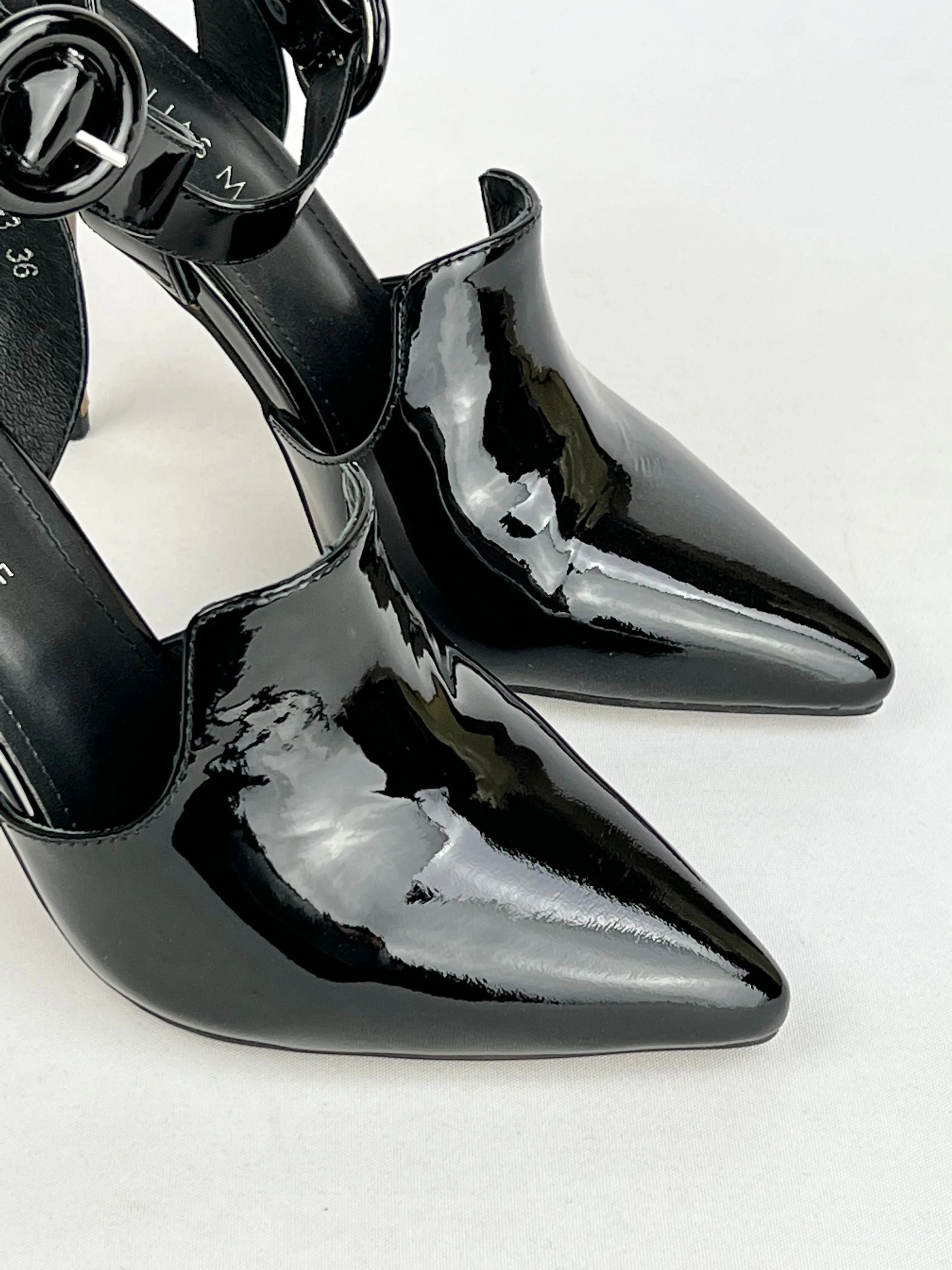 Alias Mae 'Tabitha' Patent Black Heels - EU36