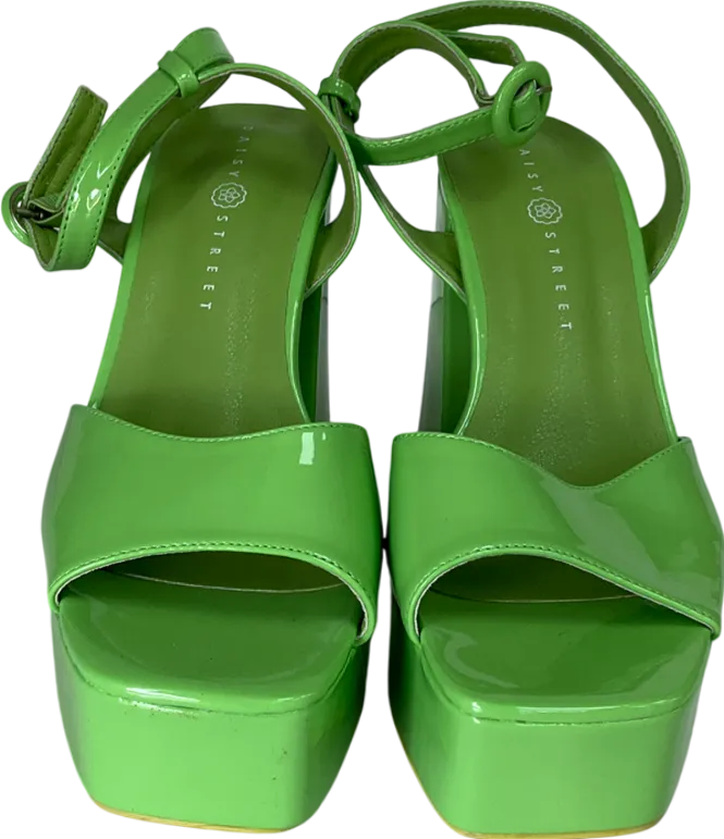 Daisy Street Platform Heeled Sandals In Apple Green Patent UK 7 EU 40 👠
