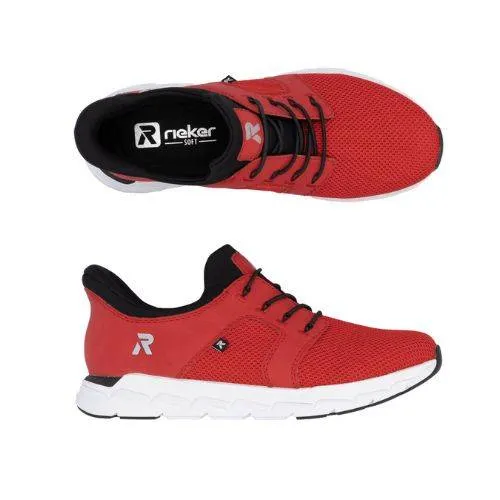 M9050 Slip-On Sneaker