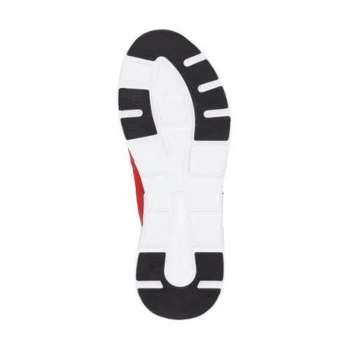 M9050 Slip-On Sneaker
