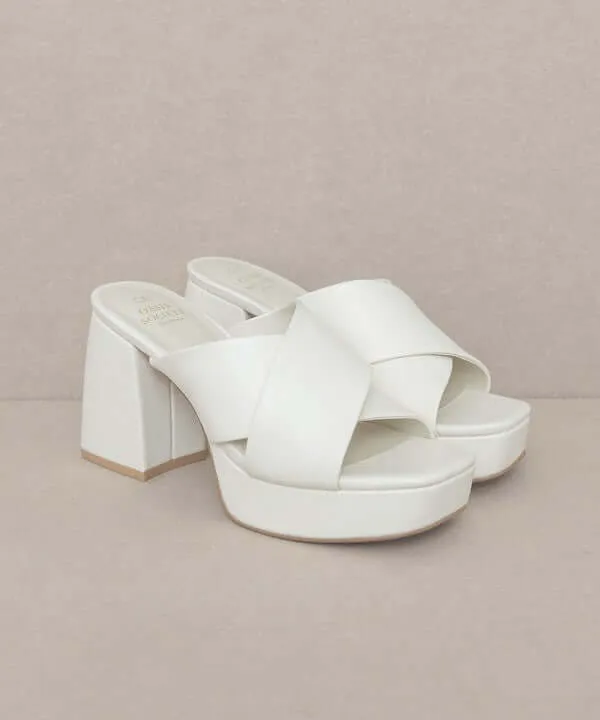 Oasis Society Carmen - Chunky Platform Mule Heels Sandals