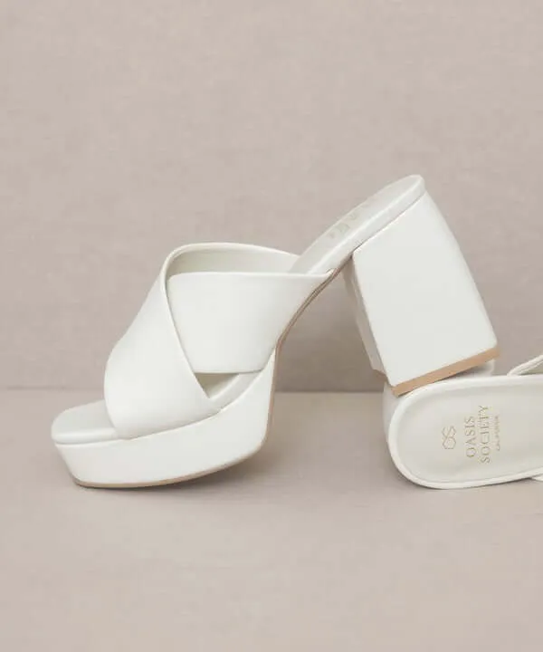 Oasis Society Carmen - Chunky Platform Mule Heels Sandals