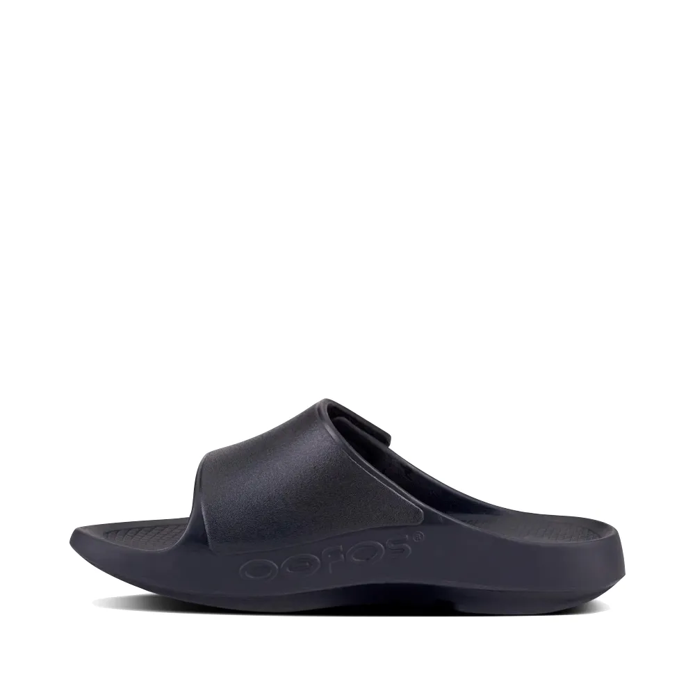 OOfos OOahh Sport Flex Adjustable Slide Sandal in Black