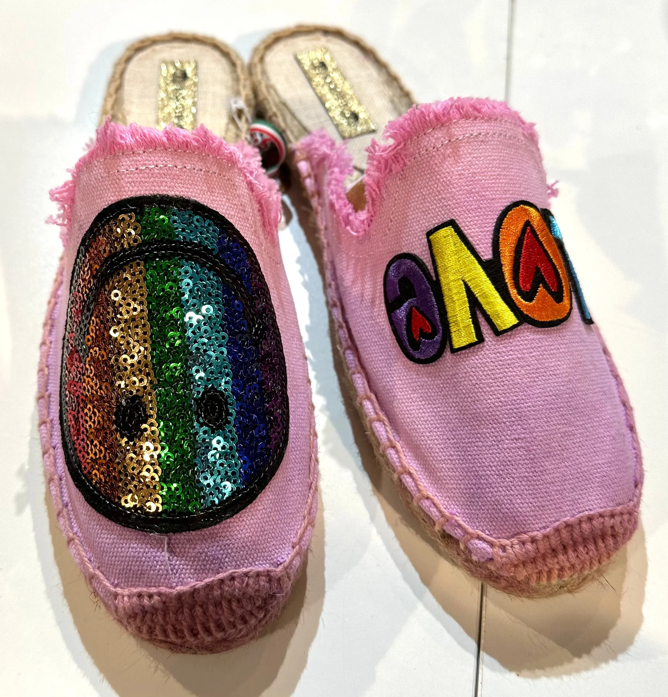 PINK LOVE SMILE SLIDES