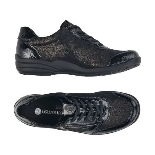 R7637 Lace-Up Sneaker
