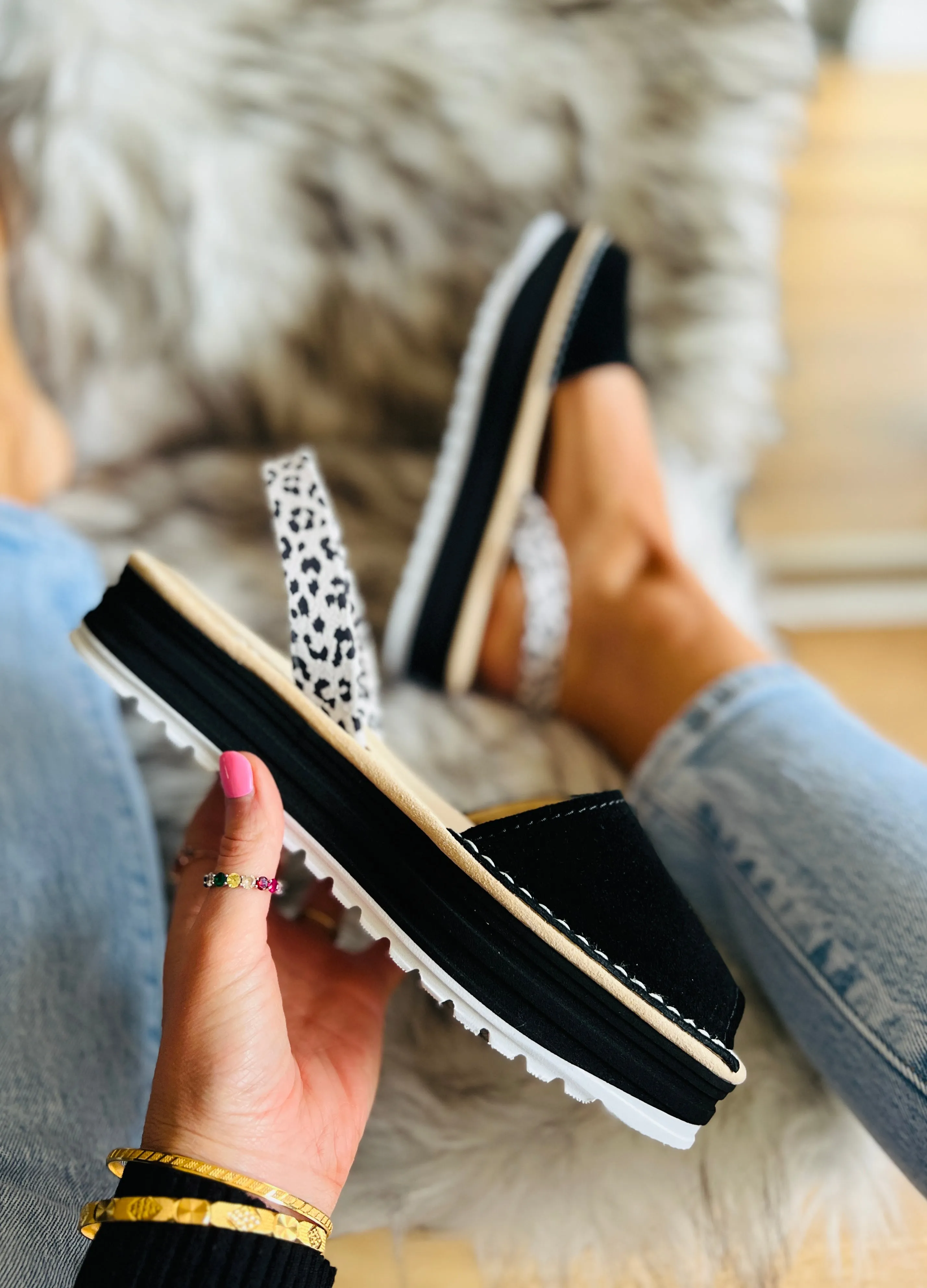 SAMPLE SALE Venus Sportform sizes 39