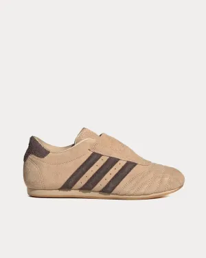 Taekwondo Magic Beige / Wonder White / Gum Slip On Sneakers